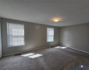 7740 Pomeroy Court - Photo Thumbnail 6