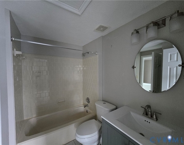 7740 Pomeroy Court - Photo Thumbnail 8