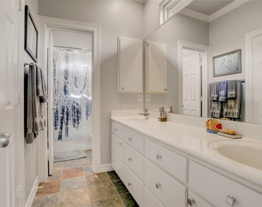 4806 Wedgewood Drive - Photo Thumbnail 16
