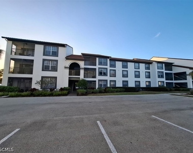 7915 Preserve Circle - Photo Thumbnail 25