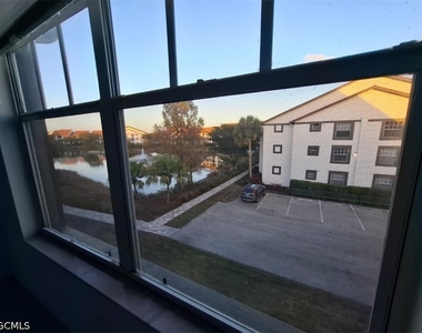 7915 Preserve Circle - Photo Thumbnail 26