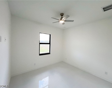4333 Nw 34th Lane - Photo Thumbnail 13