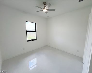 4333 Nw 34th Lane - Photo Thumbnail 16