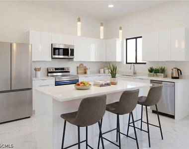 4333 Nw 34th Lane - Photo Thumbnail 2