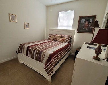 10457 Materita Drive - Photo Thumbnail 5