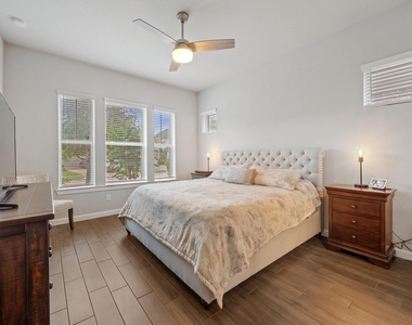 27022 Brighton Valley Way - Photo Thumbnail 6