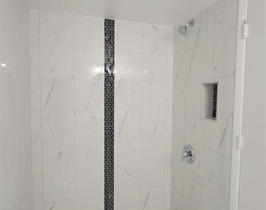 1064 Villa Drive - Photo Thumbnail 14