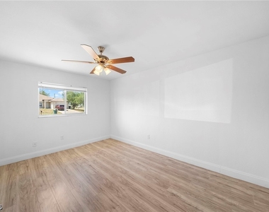 13403 Pine Needle Lane - Photo Thumbnail 11