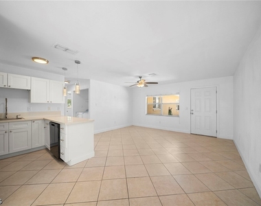 13403 Pine Needle Lane - Photo Thumbnail 5