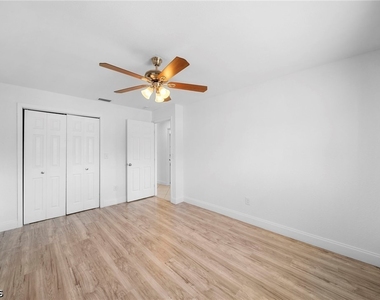 13403 Pine Needle Lane - Photo Thumbnail 12