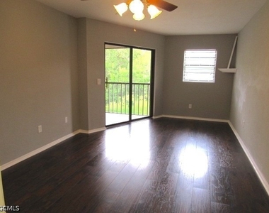 10022 Oxfordshire Lane - Photo Thumbnail 11