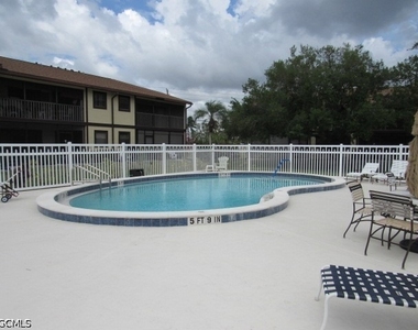 10022 Oxfordshire Lane - Photo Thumbnail 16