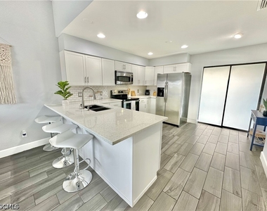 4903 Vincennes Street - Photo Thumbnail 2