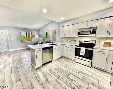 4903 Vincennes Street - Photo Thumbnail 3