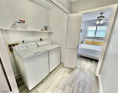 4903 Vincennes Street - Photo Thumbnail 9