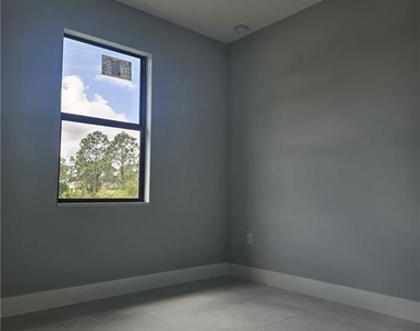 388 Bell Boulevard S - Photo Thumbnail 6