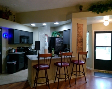 335 Anchor Way - Photo Thumbnail 5