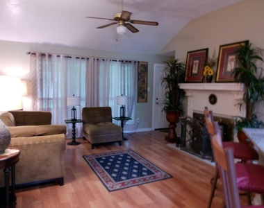 335 Anchor Way - Photo Thumbnail 6