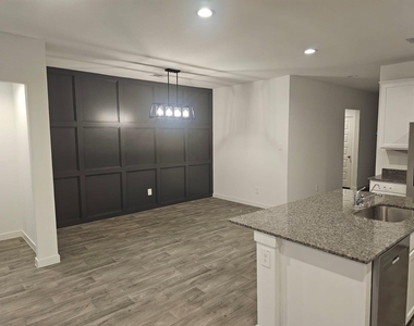 3831 Beltingham Bend Way - Photo Thumbnail 2