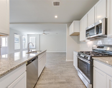 2623 Finley Lane - Photo Thumbnail 18