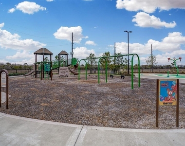 2623 Finley Lane - Photo Thumbnail 46