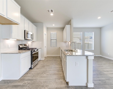 2623 Finley Lane - Photo Thumbnail 15