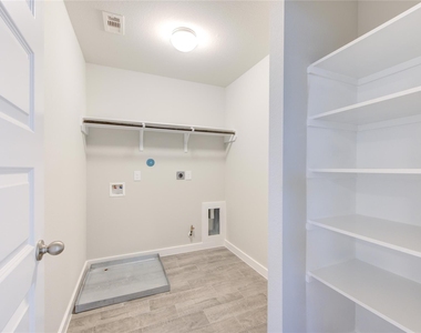2623 Finley Lane - Photo Thumbnail 34