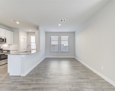 2623 Finley Lane - Photo Thumbnail 10