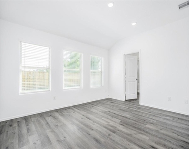 3431 Autumn Russet Trail - Photo Thumbnail 14