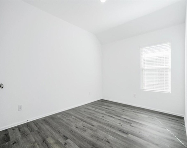 3431 Autumn Russet Trail - Photo Thumbnail 20