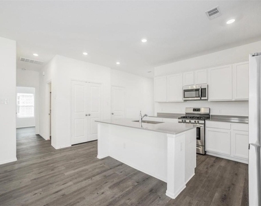 3431 Autumn Russet Trail - Photo Thumbnail 9