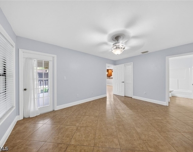 5270 Treetops Drive - Photo Thumbnail 13