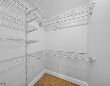 5270 Treetops Drive - Photo Thumbnail 14