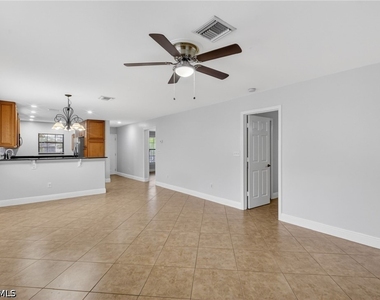 5270 Treetops Drive - Photo Thumbnail 6