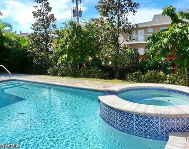 264 Castaways Street - Photo Thumbnail 15