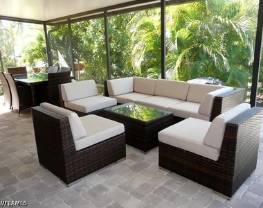 264 Castaways Street - Photo Thumbnail 16
