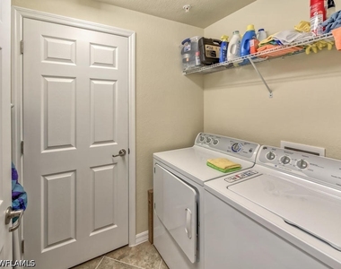 9114 Prima Way - Photo Thumbnail 17