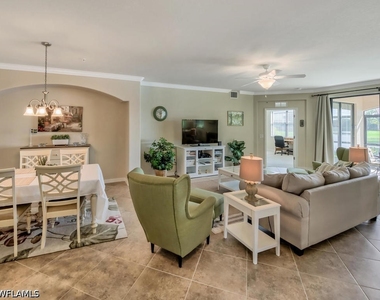 9114 Prima Way - Photo Thumbnail 4