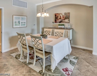 9114 Prima Way - Photo Thumbnail 5