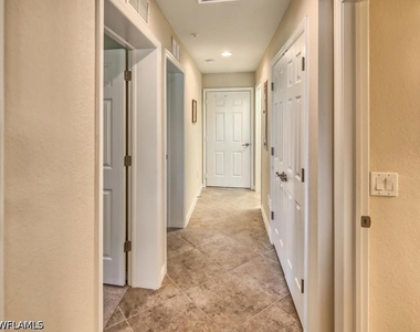 9114 Prima Way - Photo Thumbnail 12