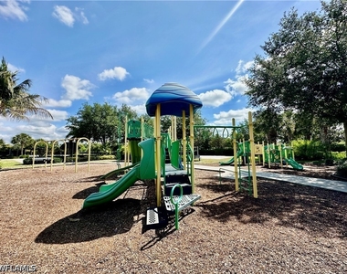 1823 Alameda Drive - Photo Thumbnail 34