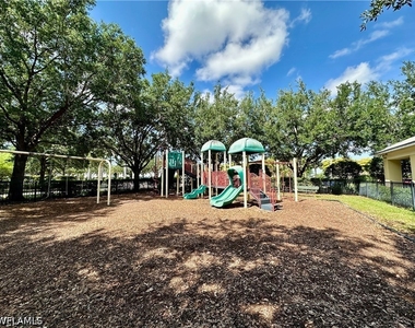 1823 Alameda Drive - Photo Thumbnail 31
