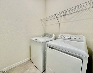 1823 Alameda Drive - Photo Thumbnail 24