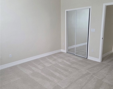 15122 Summit Place Circle - Photo Thumbnail 3
