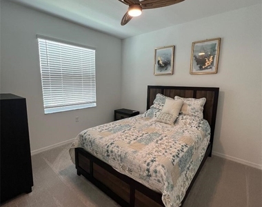 5807 Double Eagle Circle - Photo Thumbnail 8
