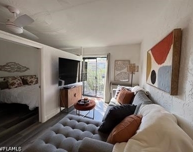 828 Wiggins Pass Road - Photo Thumbnail 5