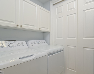 12015 Matera Lane - Photo Thumbnail 21