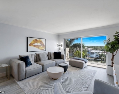 2150 Gulf Shore Boulevard N - Photo Thumbnail 3