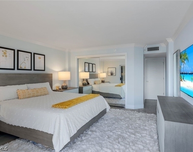 2150 Gulf Shore Boulevard N - Photo Thumbnail 11