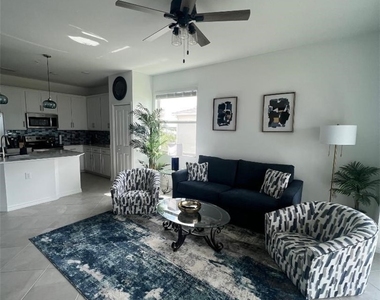 5807 Double Eagle Circle - Photo Thumbnail 3